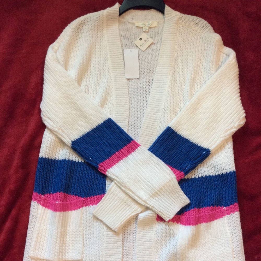Juniors Size M Cardi Lightweight